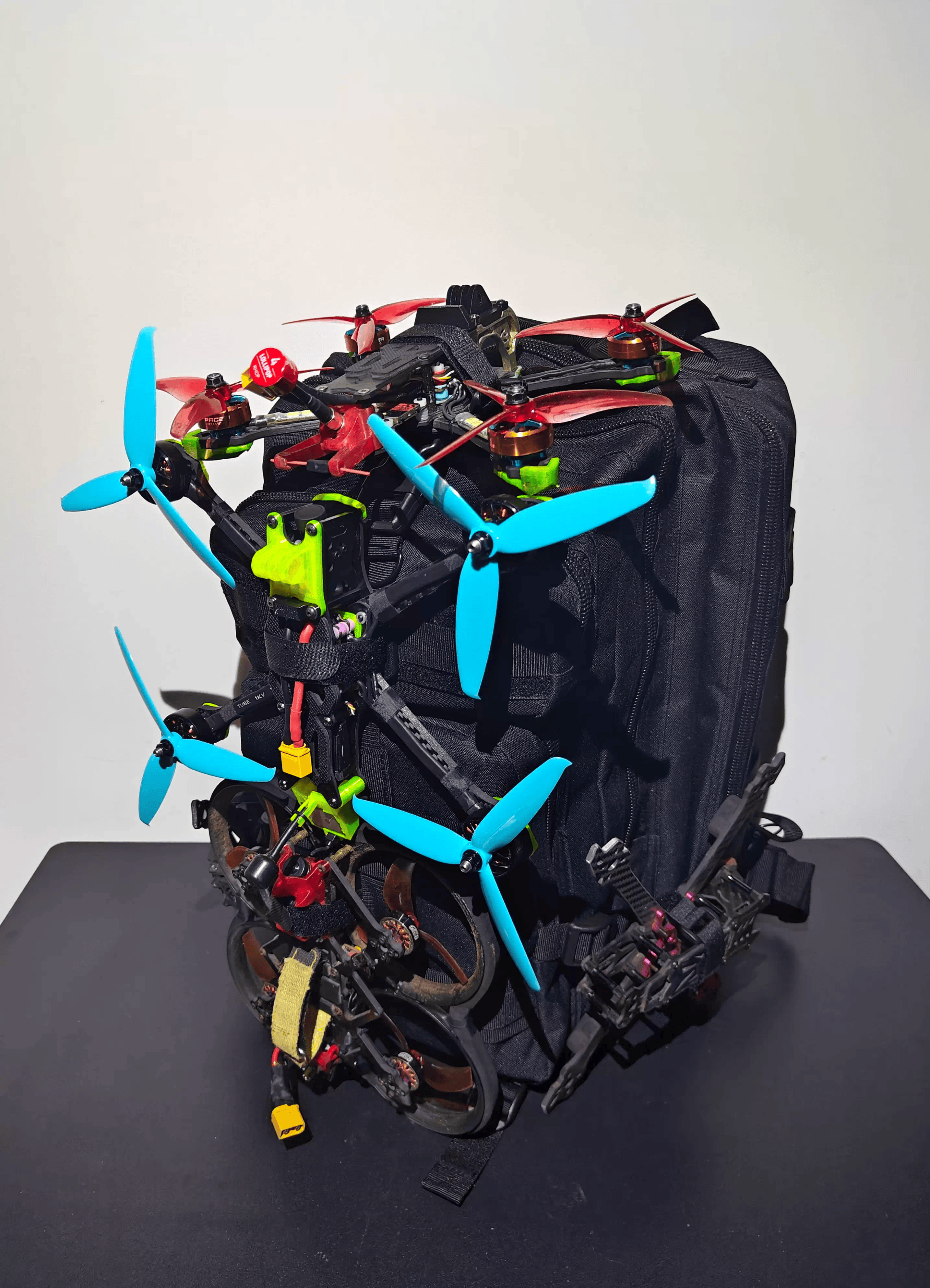 FPV Backpack Military Hang 4-5 - مراجعة Rc Helicopter Bag وسعره