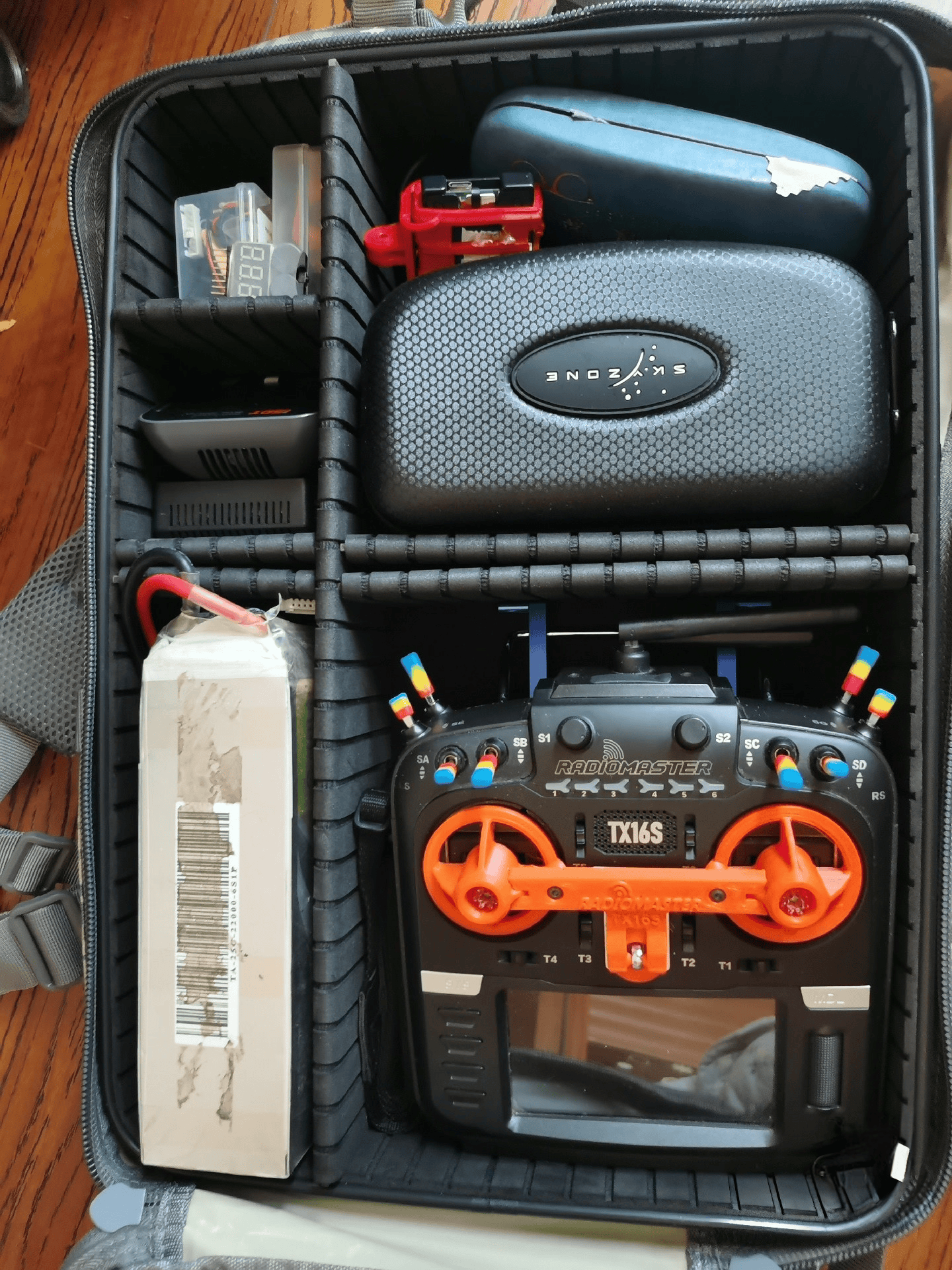 FPV Backpack Military Hang 4-5 - مراجعة Rc Helicopter Bag وسعره