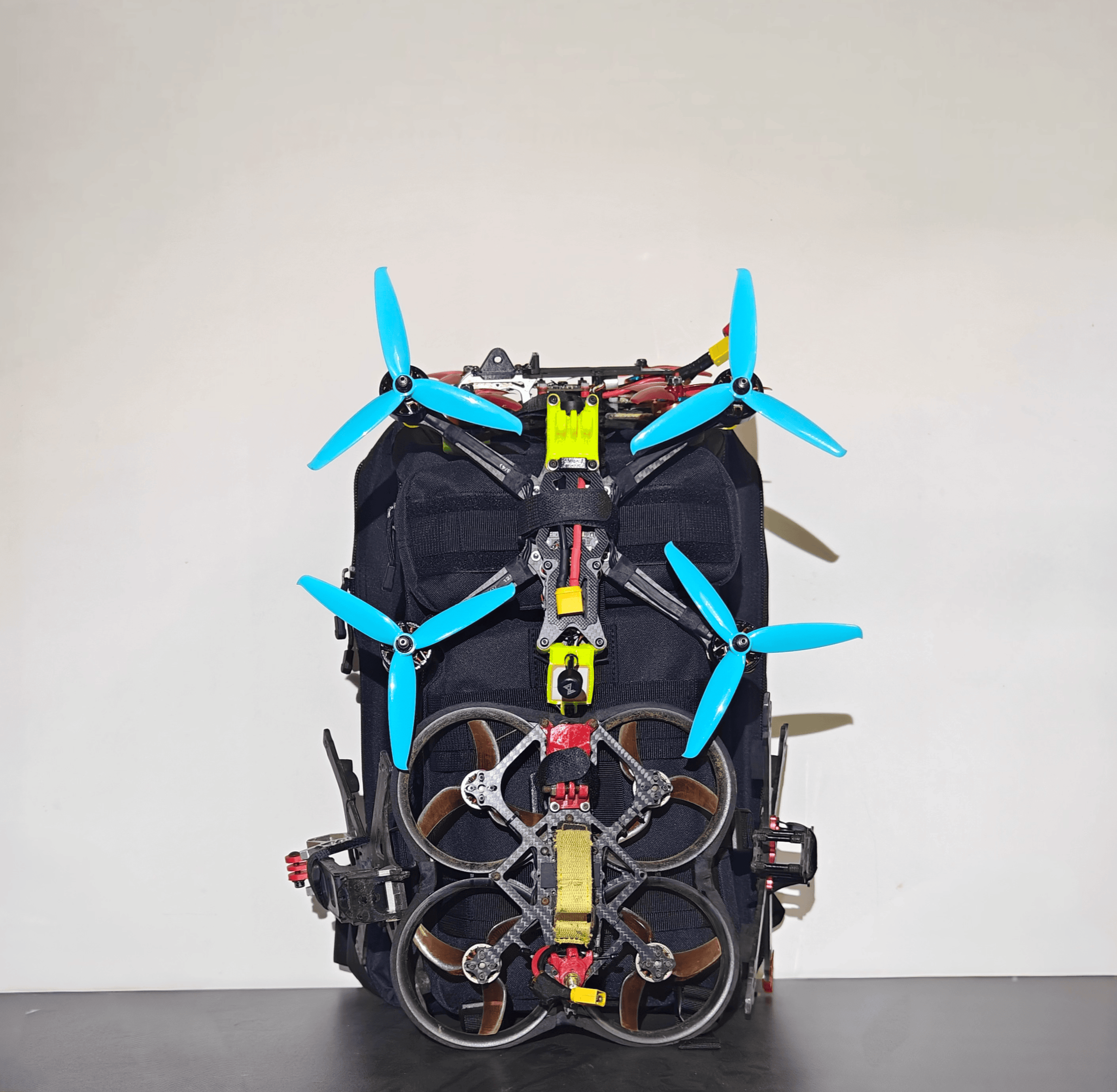 FPV Backpack Military Hang 4-5 - مراجعة Rc Helicopter Bag وسعره